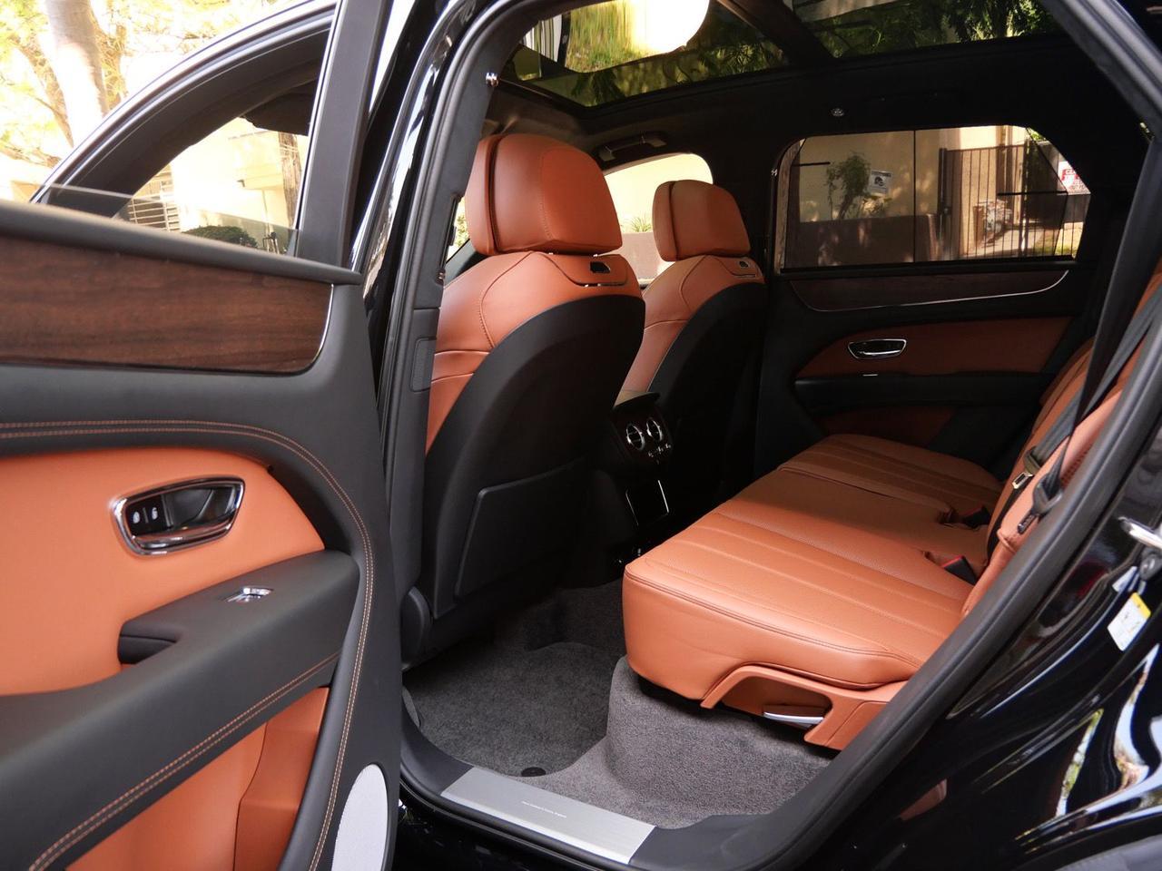 2026 Bentley Bentayga V8 Lawrence KS