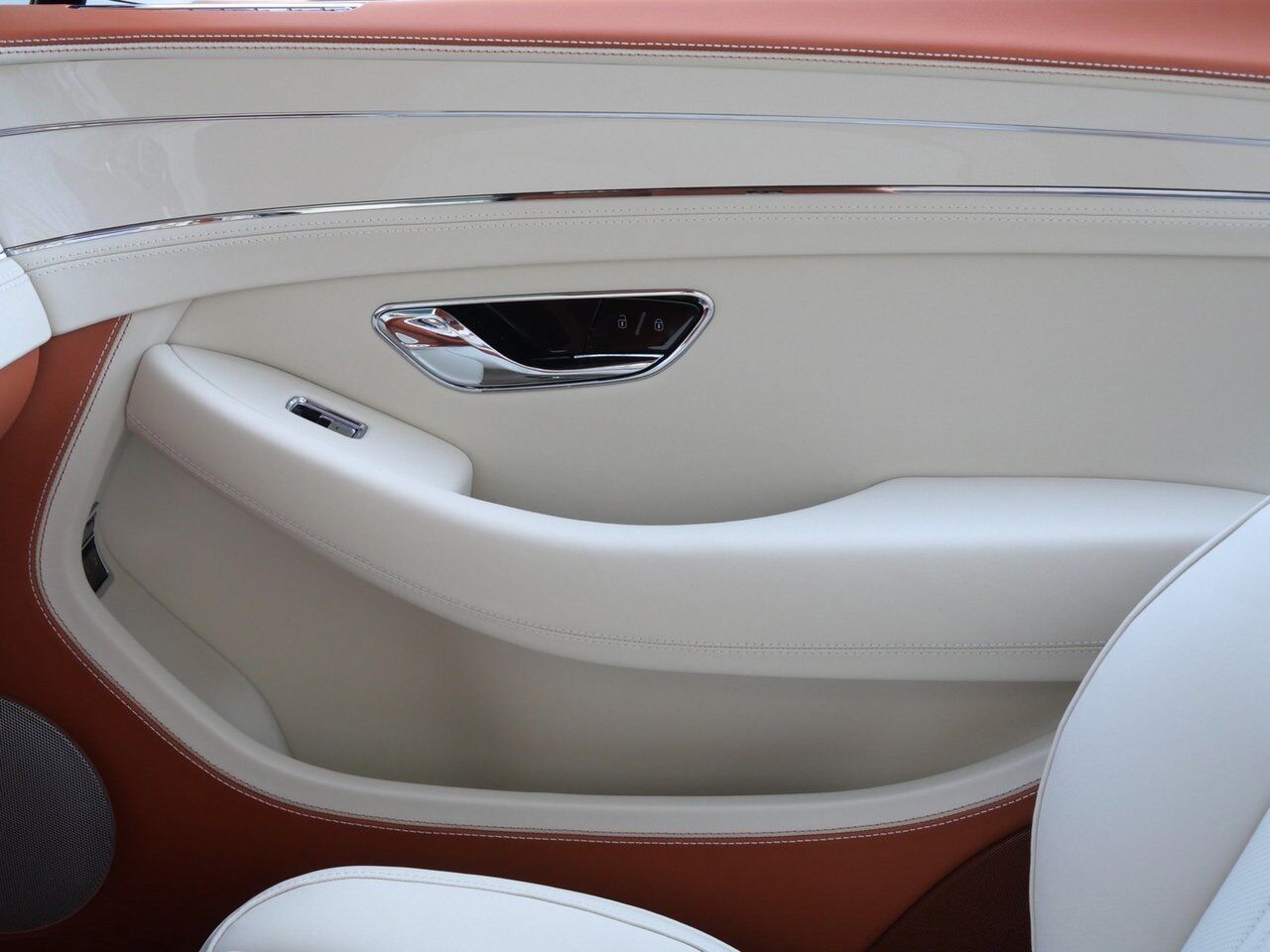 2026 Bentley Continental Lawrence KS