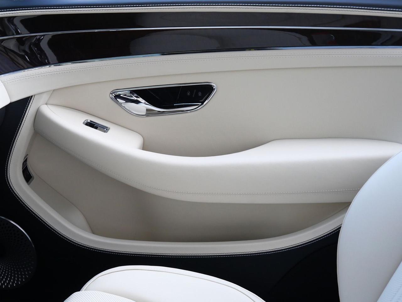 2026 Bentley Continental Lawrence KS