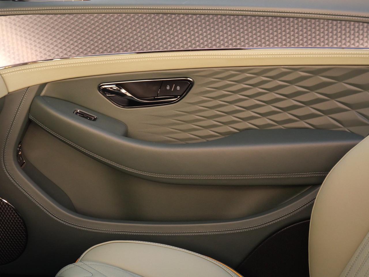 2026 Bentley Continental Azure Lawrence KS