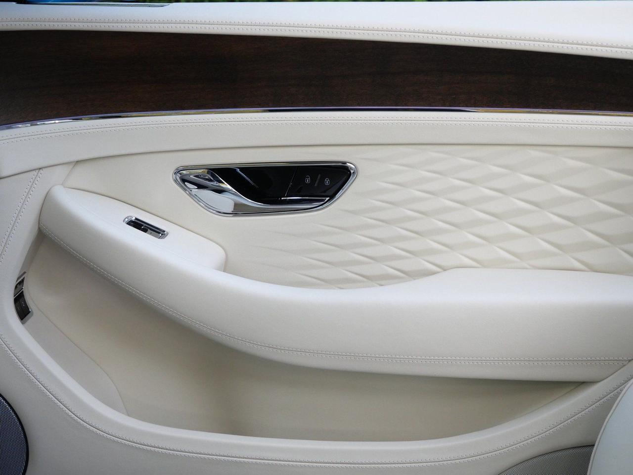 2026 Bentley Continental Azure Lawrence KS