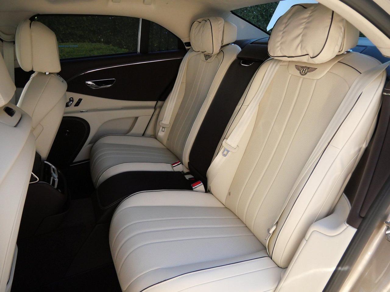 2026 Bentley Flying Spur Lawrence KS