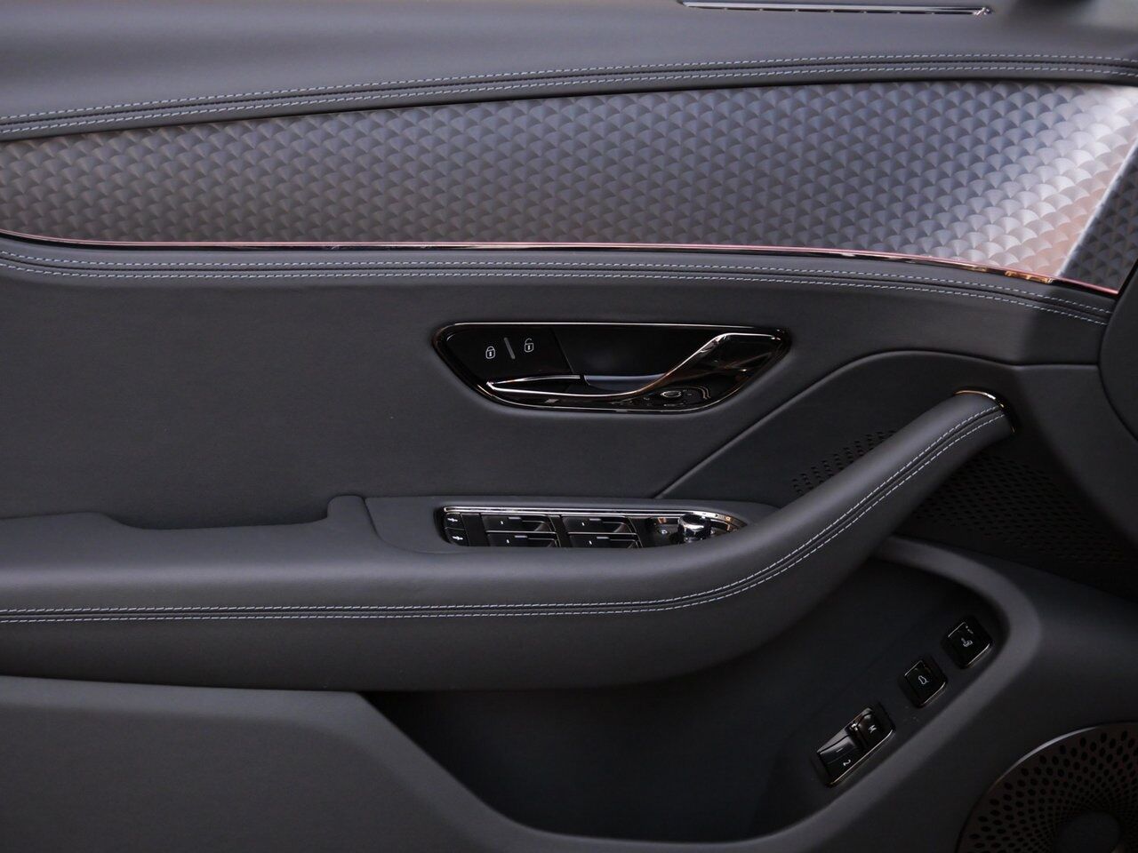 2026 Bentley Flying Spur Lawrence KS