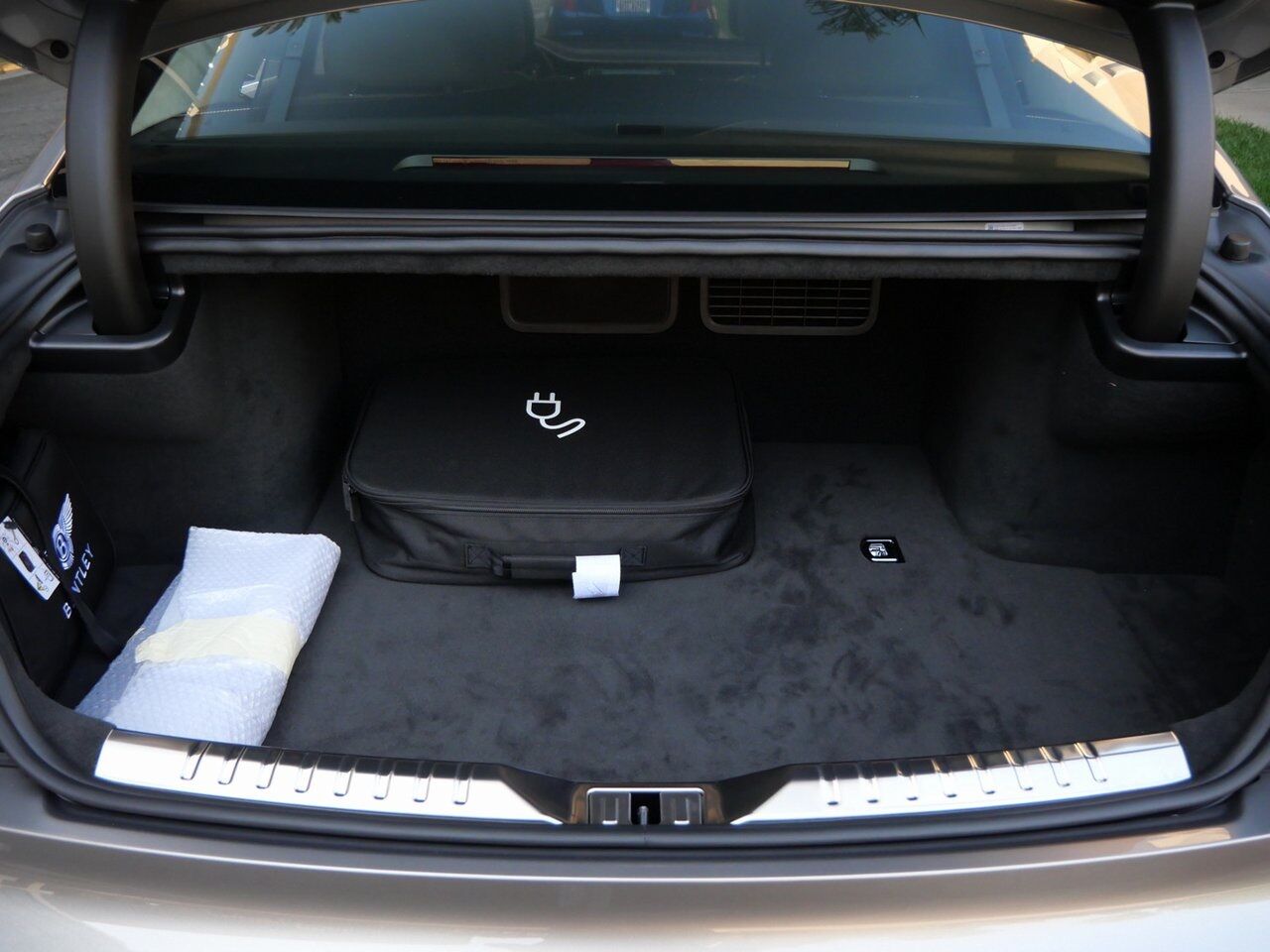 2026 Bentley Flying Spur Lawrence KS