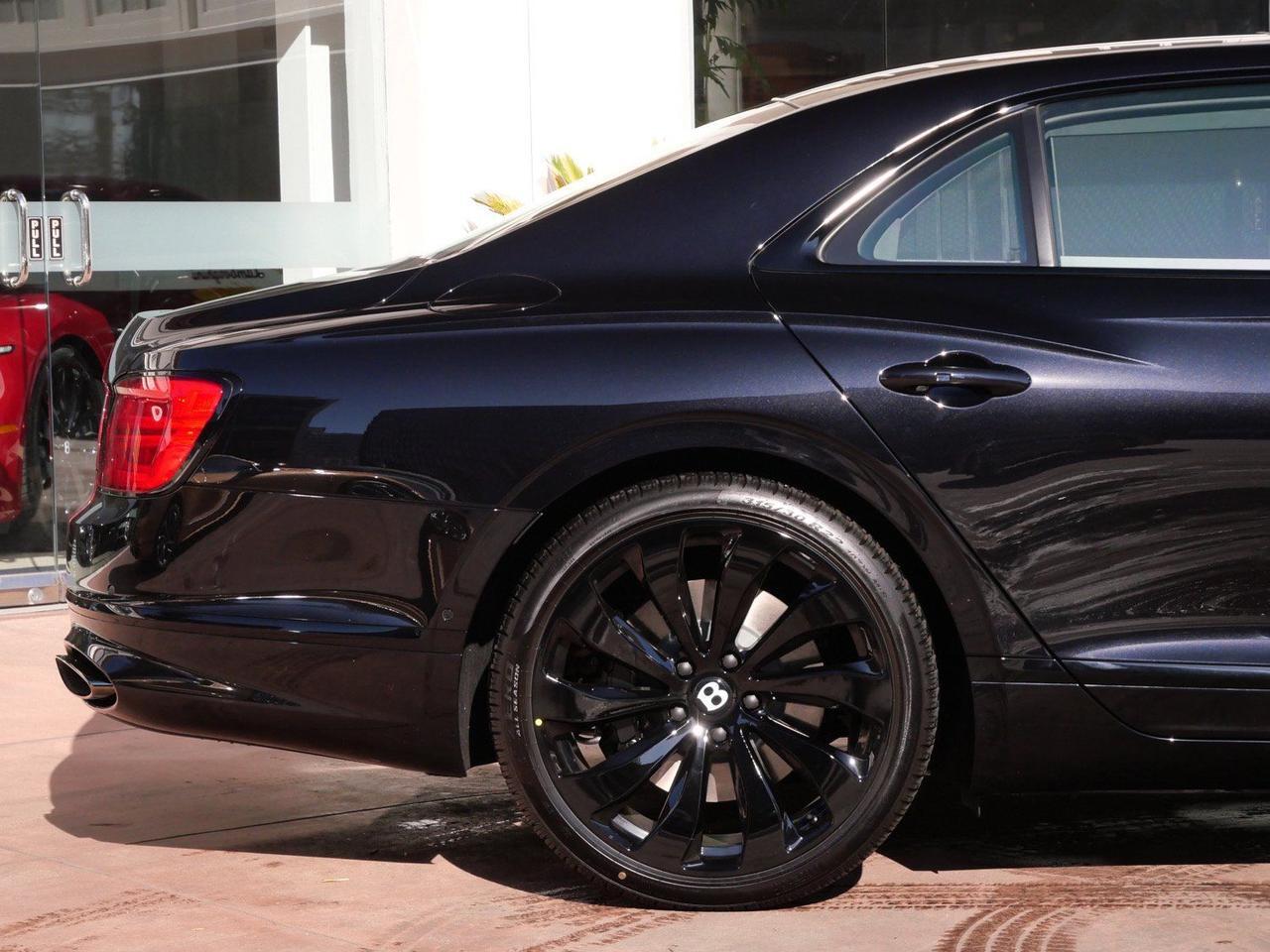 2026 Bentley Flying Spur Lawrence KS