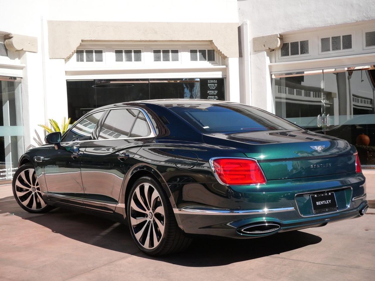 2026 Bentley Flying Spur Azure
