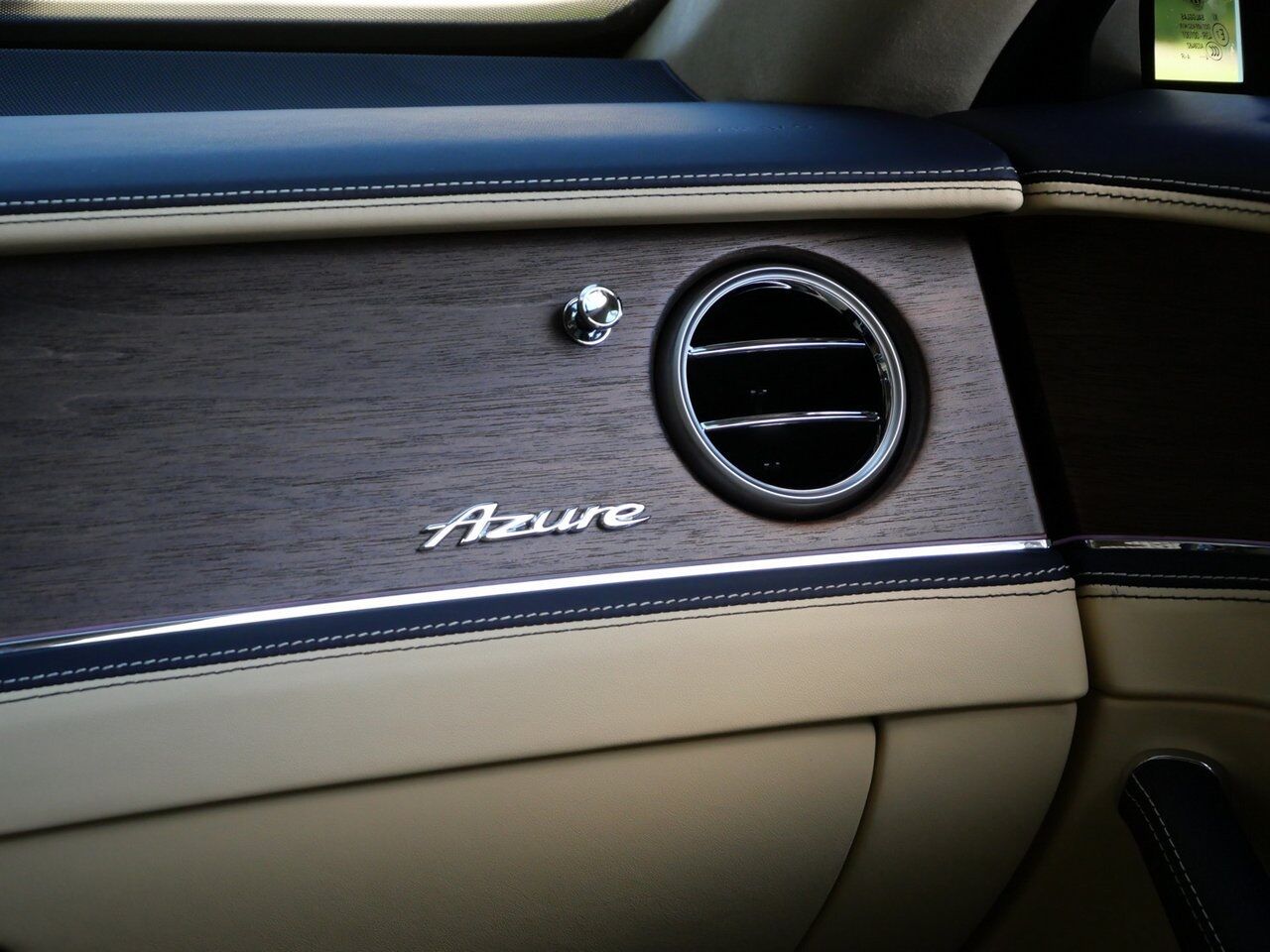 2026 Bentley Flying Spur Azure Lawrence KS