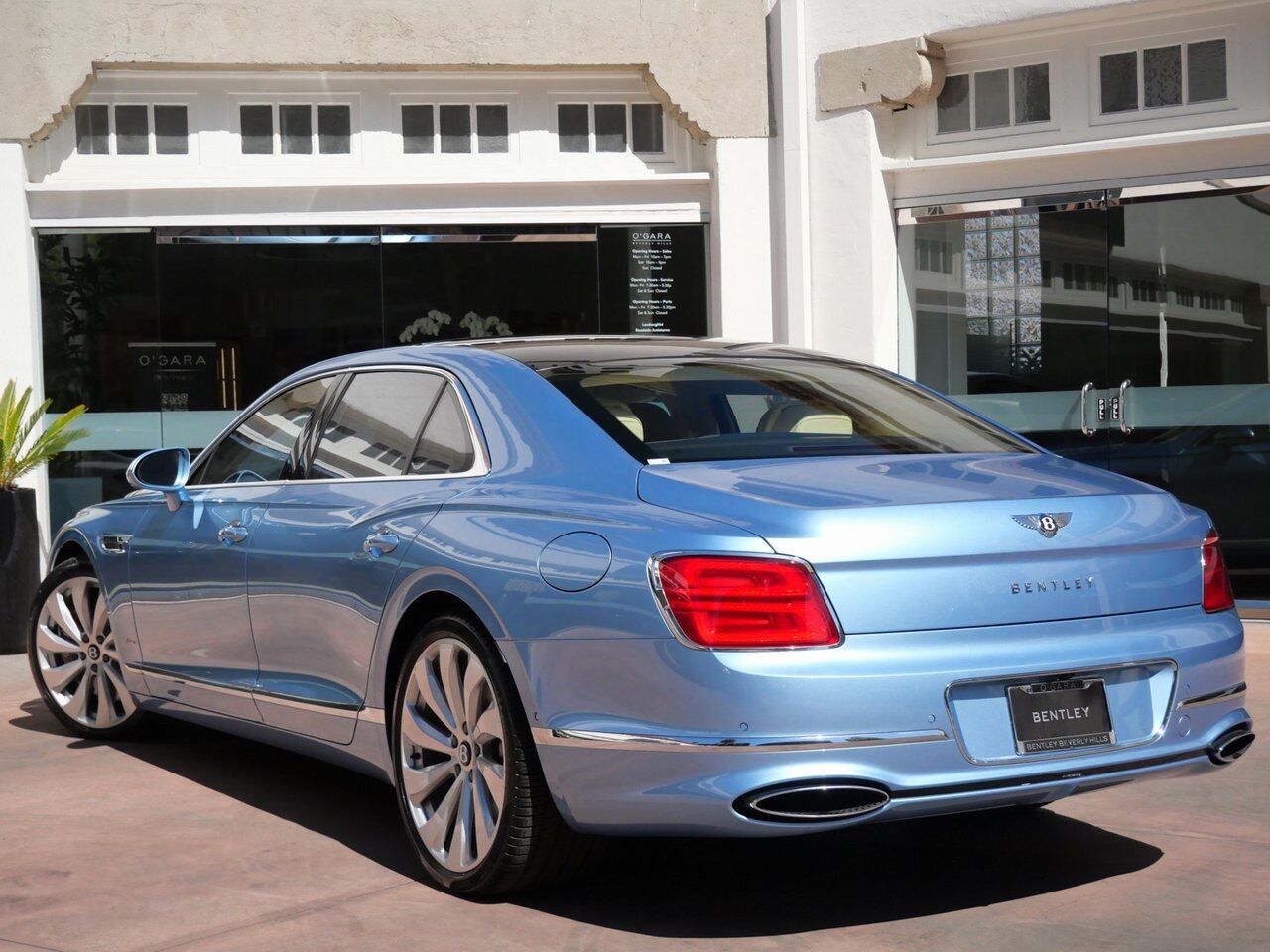 2026 Bentley Flying Spur Azure