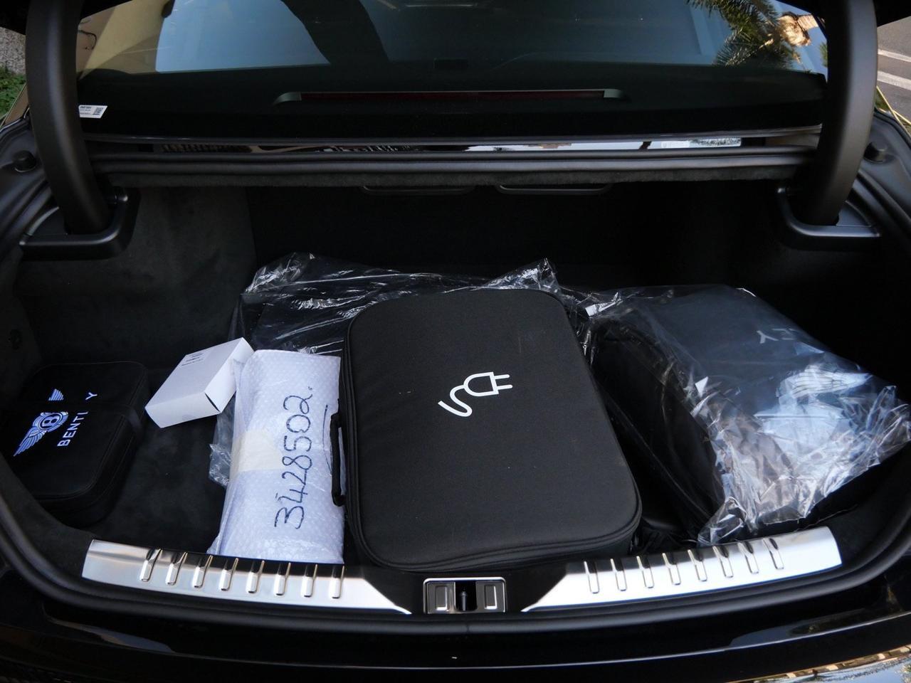 2026 Bentley Flying Spur Azure Lawrence KS