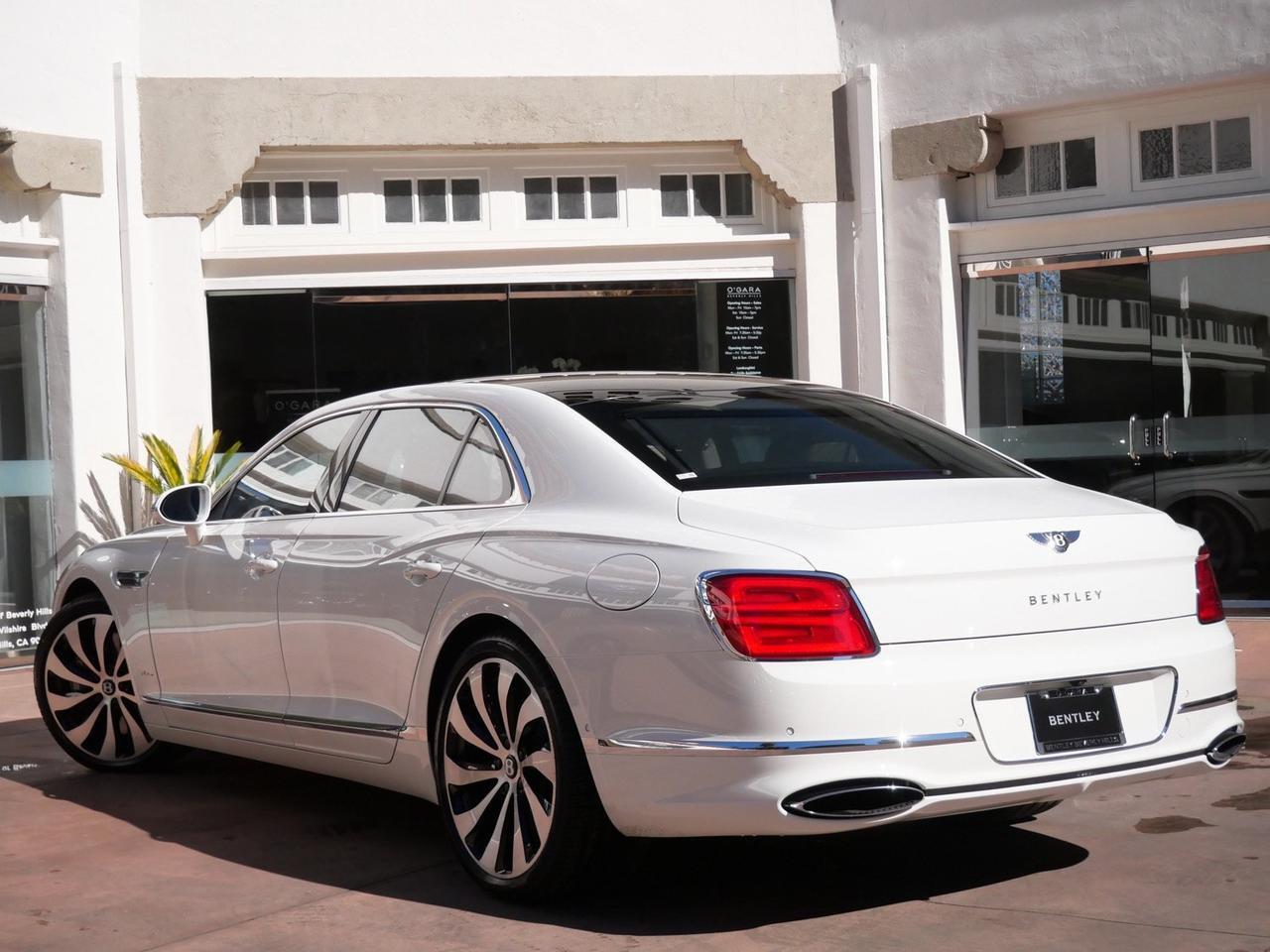 2026 Bentley Flying Spur Azure