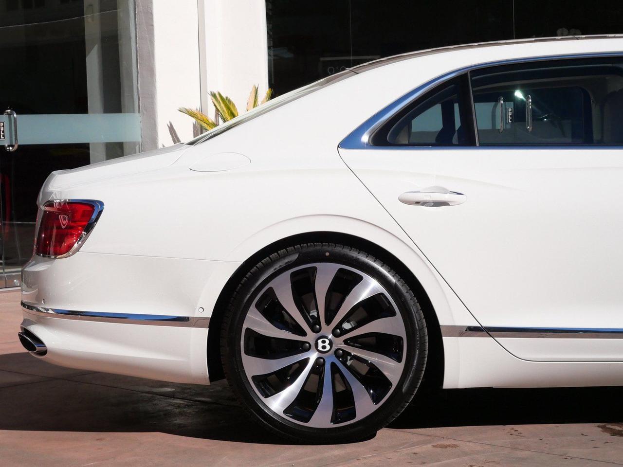 2026 Bentley Flying Spur Azure Lawrence KS
