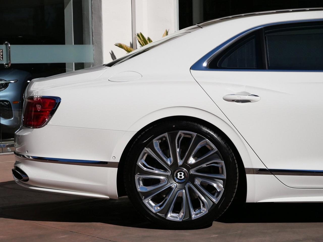 2026 Bentley Flying Spur Mulliner Lawrence KS