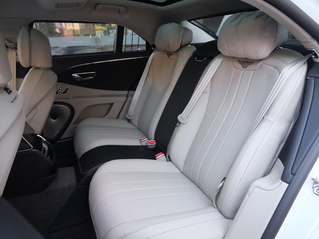 2026 Bentley Flying Spur V8 Lawrence KS