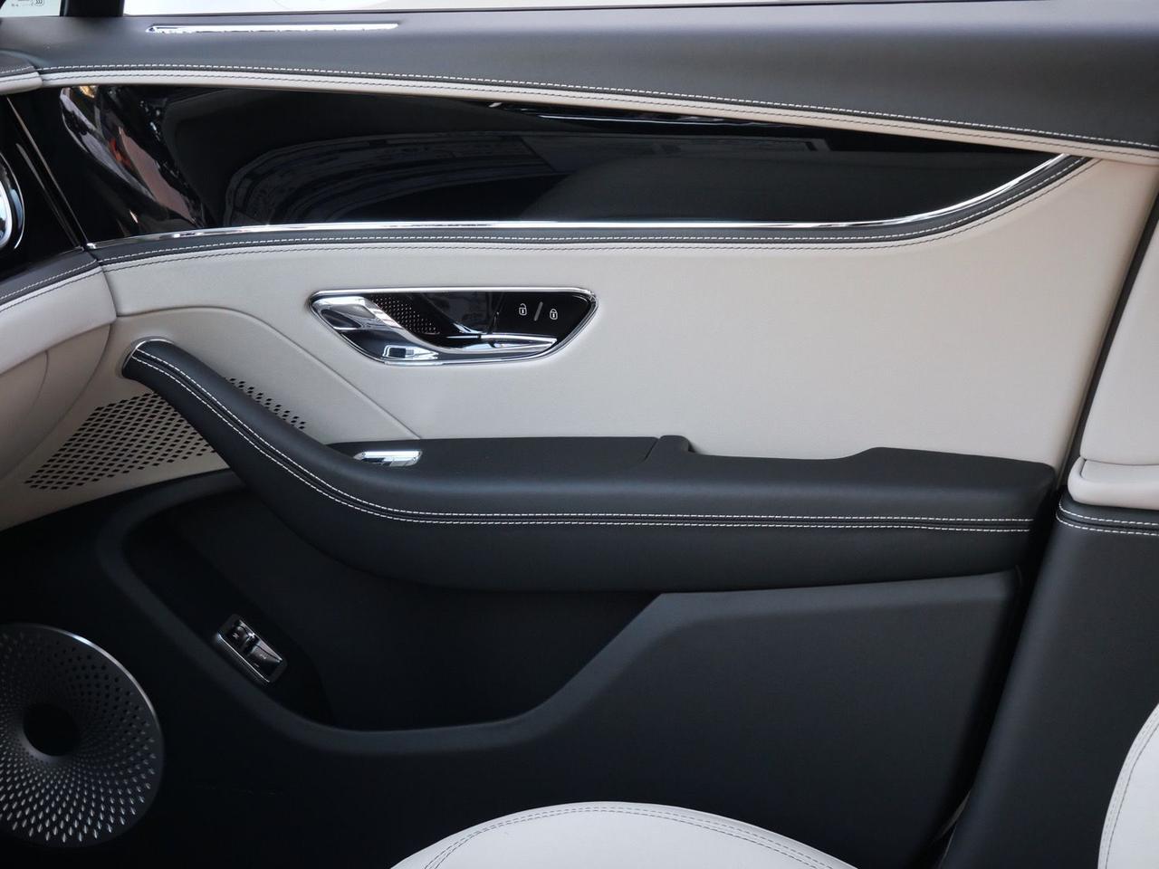 2026 Bentley Flying Spur V8 Lawrence KS