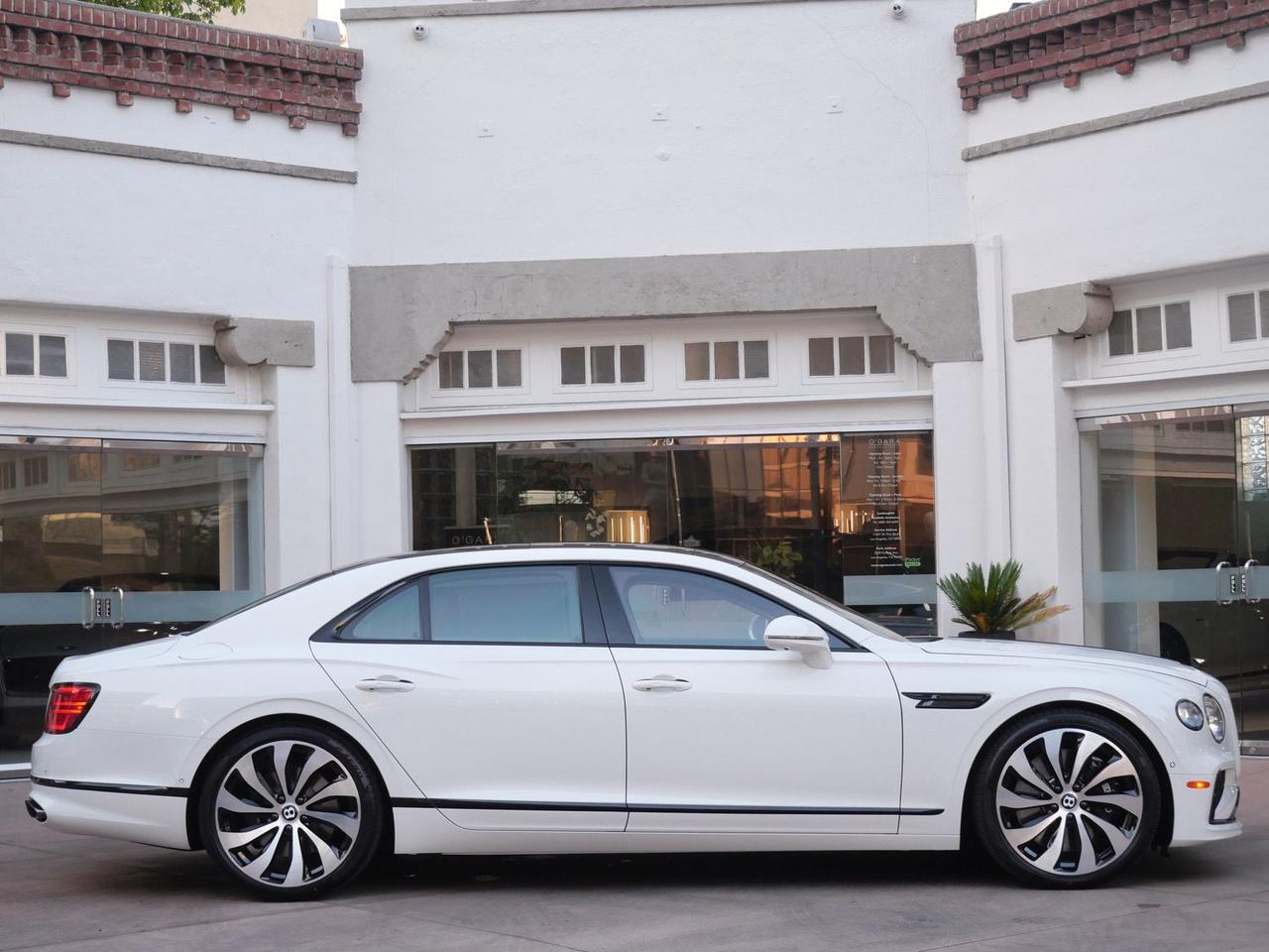 2026 Bentley Flying Spur V8 Lawrence KS
