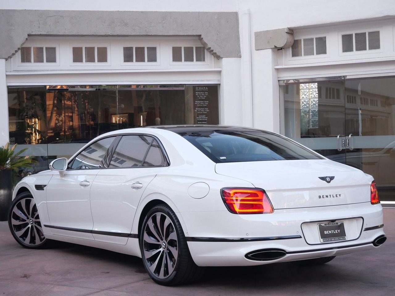 2026 Bentley Flying Spur V8 Lawrence KS