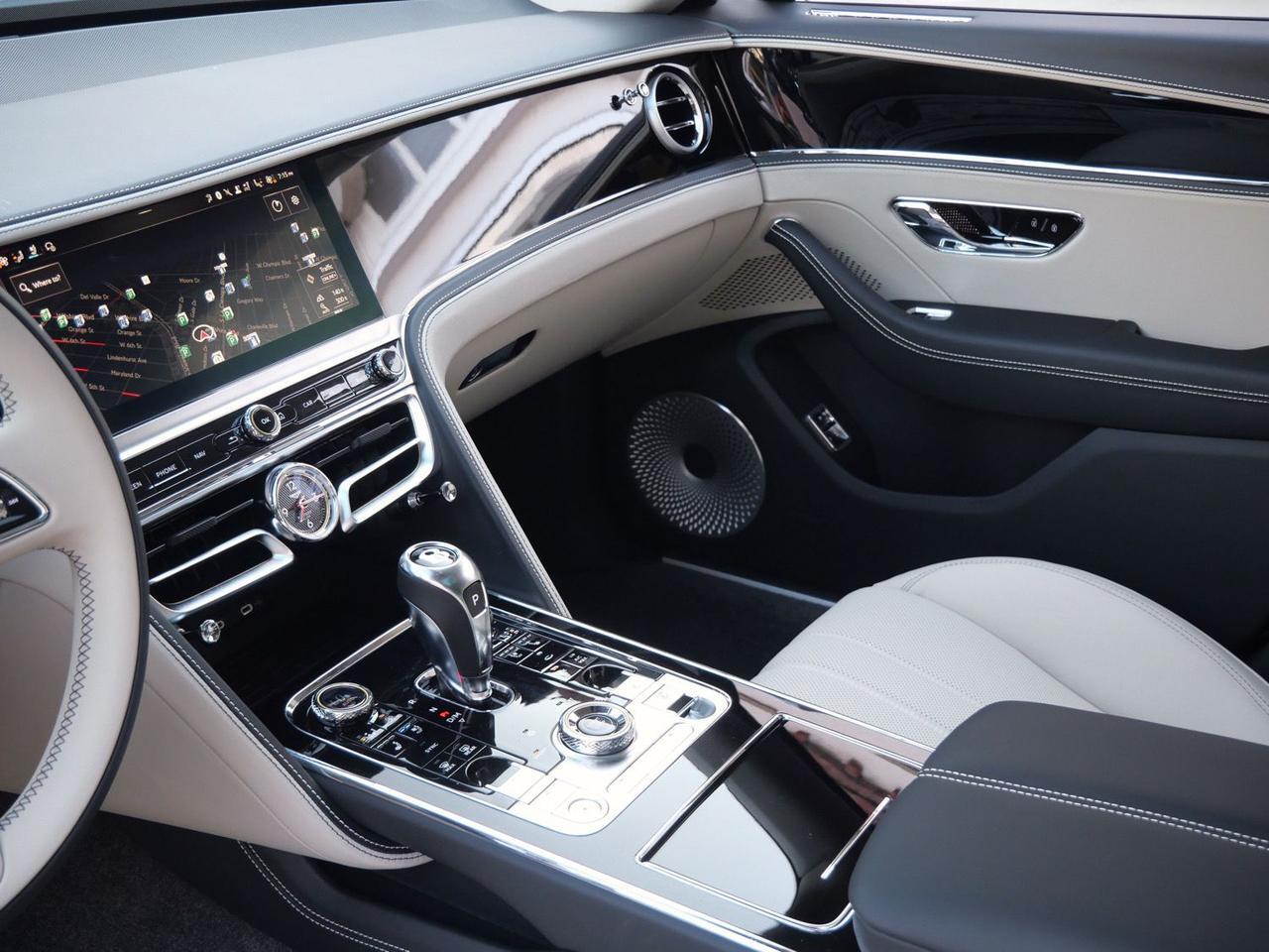 2026 Bentley Flying Spur V8 Lawrence KS