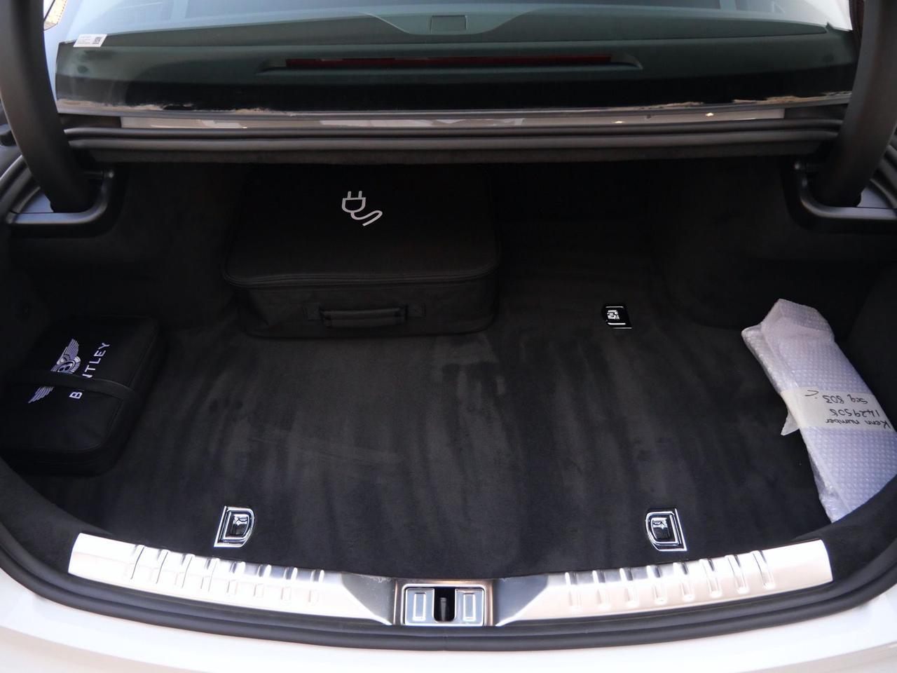 2026 Bentley Flying Spur V8 Lawrence KS