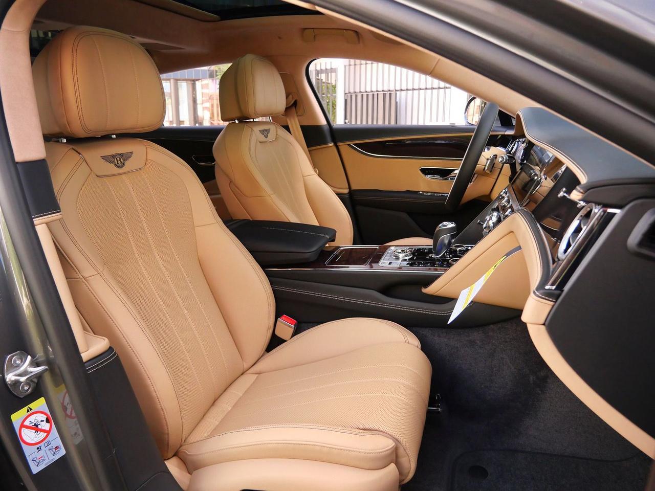 2026 Bentley Flying Spur V8 Lawrence KS