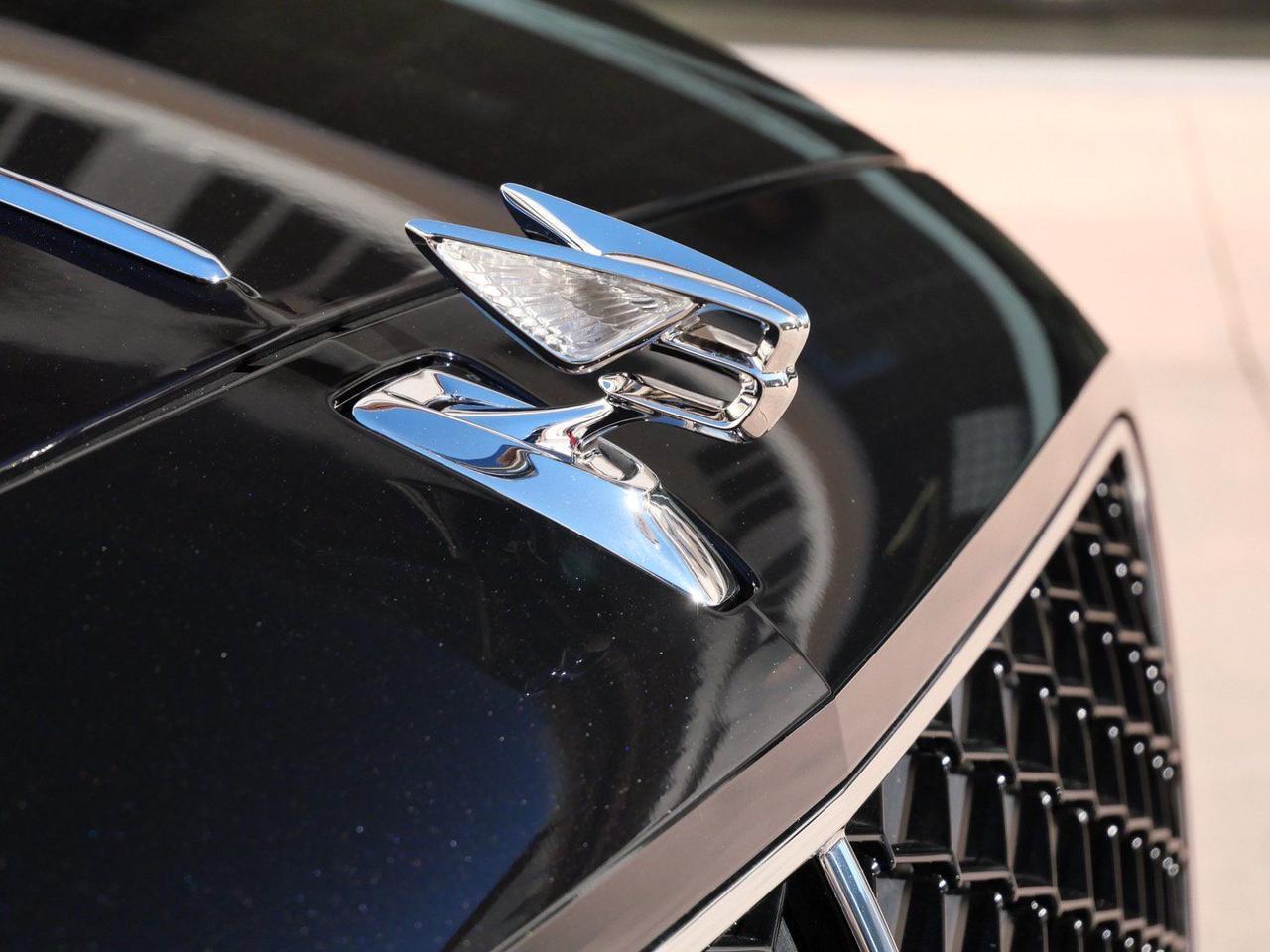 2026 Bentley Flying Spur V8 Lawrence KS