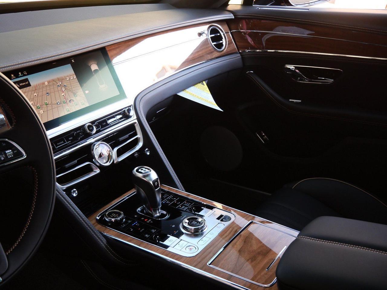 2026 Bentley Flying Spur V8 Lawrence KS