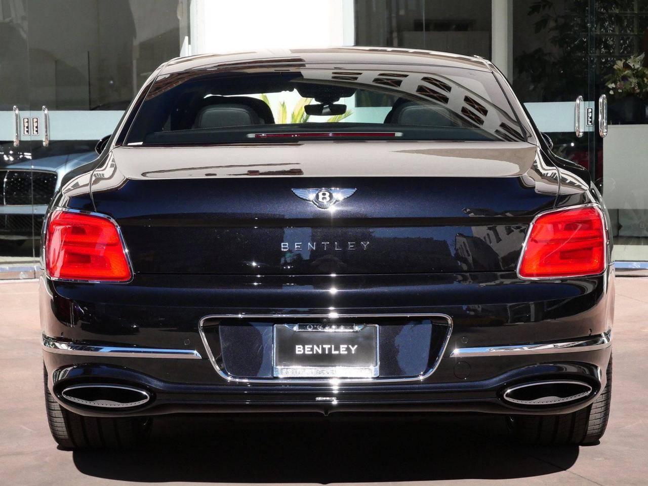 2026 Bentley Flying Spur V8 Lawrence KS