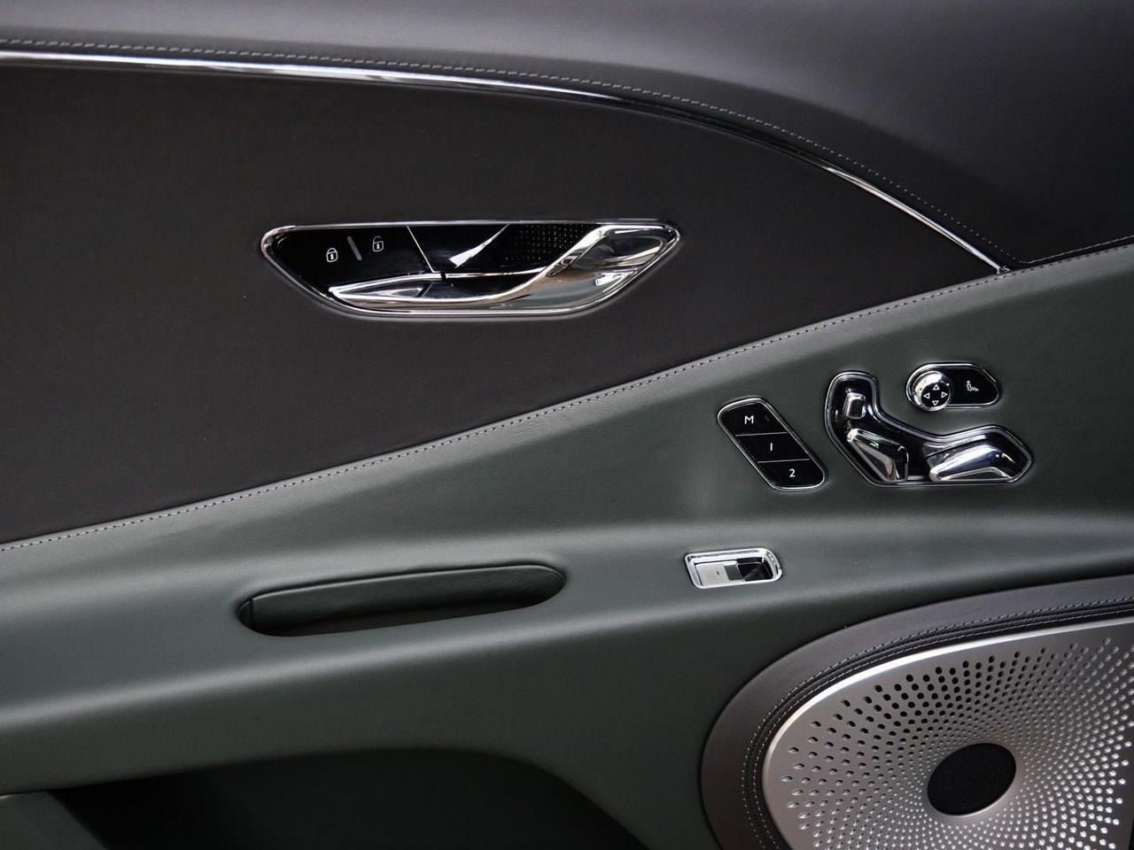 2026 Bentley Flying Spur V8 Lawrence KS