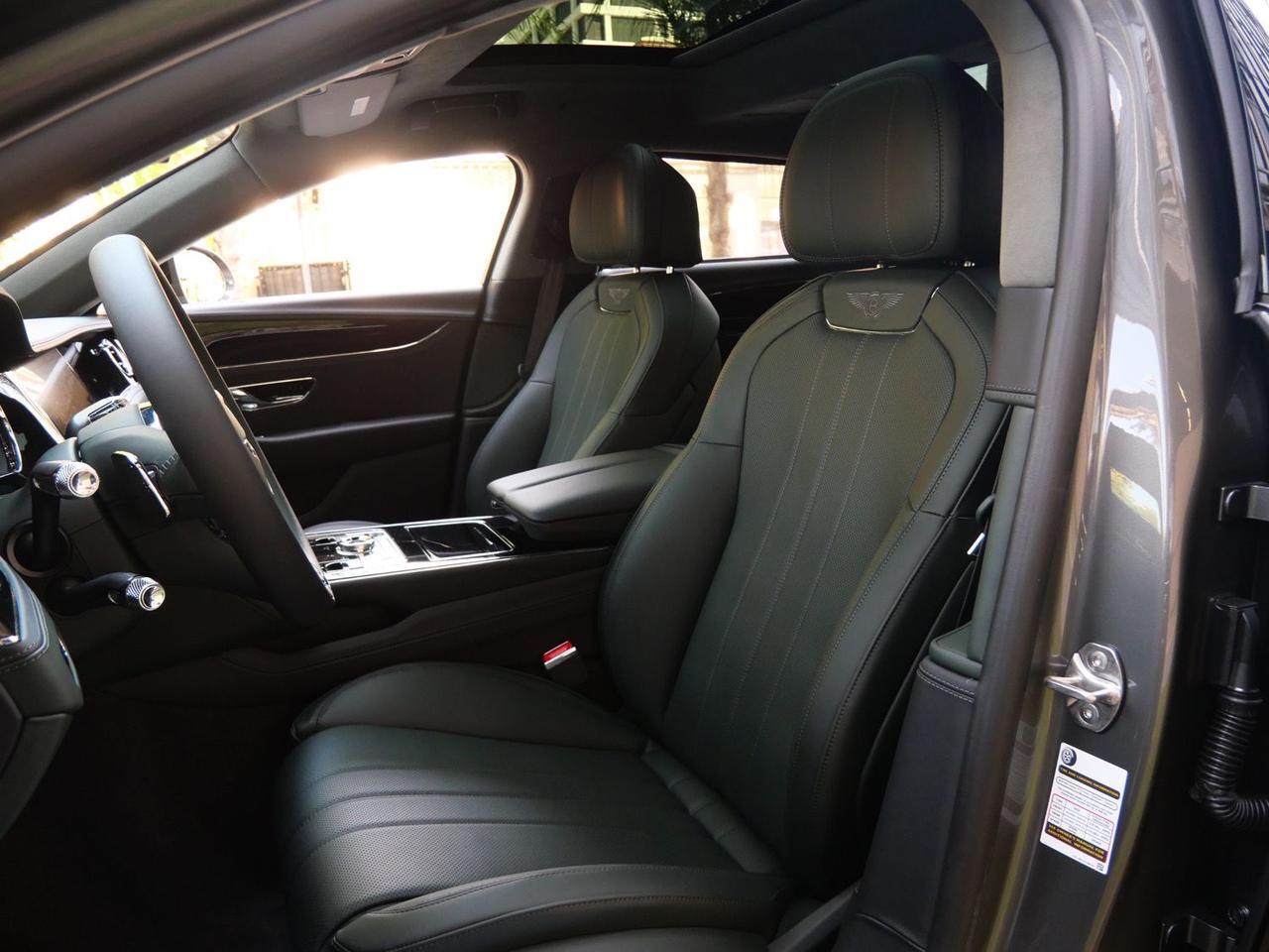 2026 Bentley Flying Spur V8 Lawrence KS
