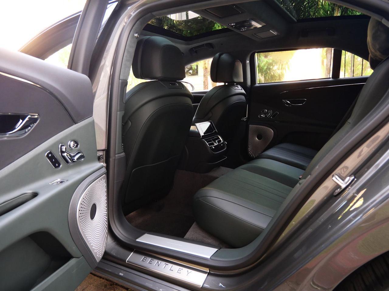 2026 Bentley Flying Spur V8 Lawrence KS