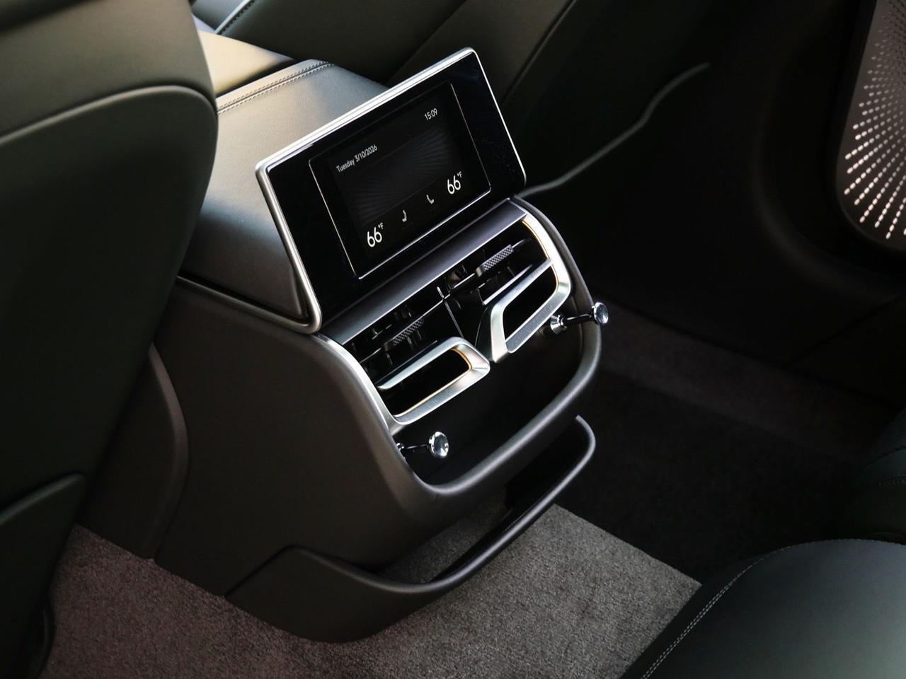 2026 Bentley Flying Spur V8 Lawrence KS