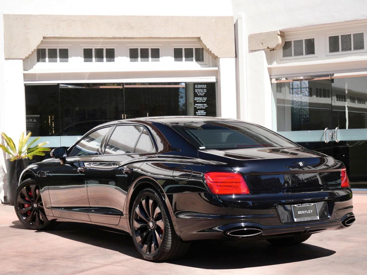 2026 Bentley Flying Spur V8 Lawrence KS