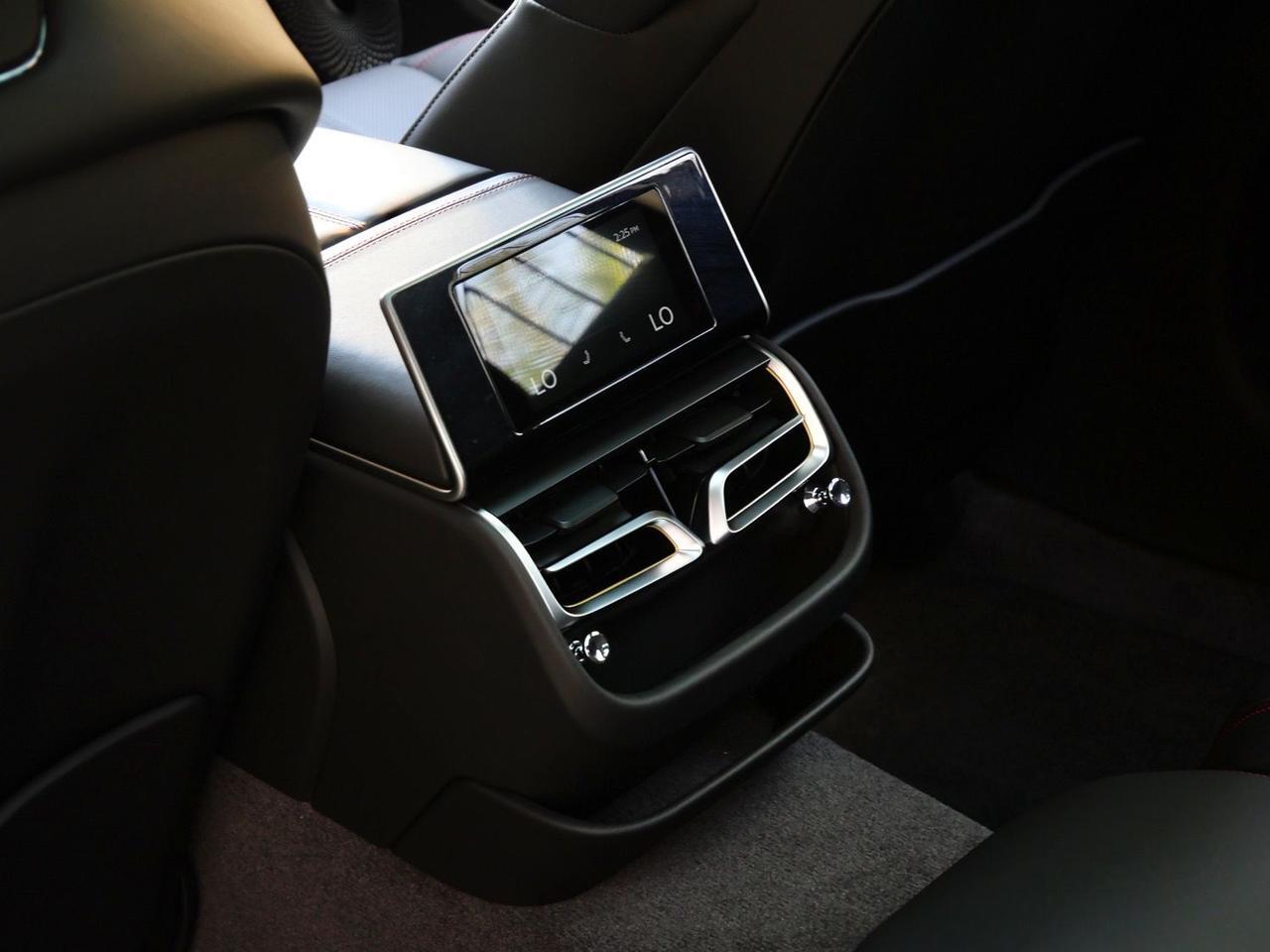 2026 Bentley Flying Spur V8 Lawrence KS