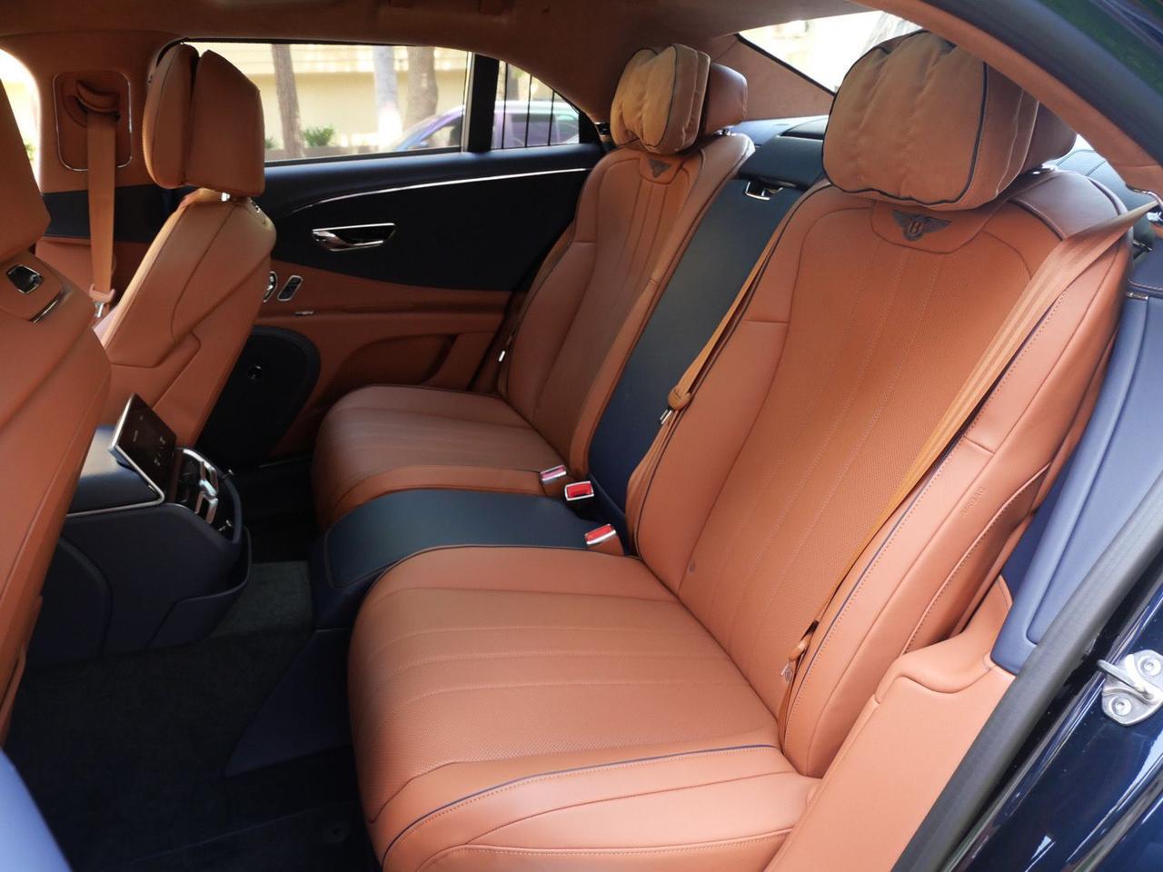 2026 Bentley Flying Spur V8 Lawrence KS