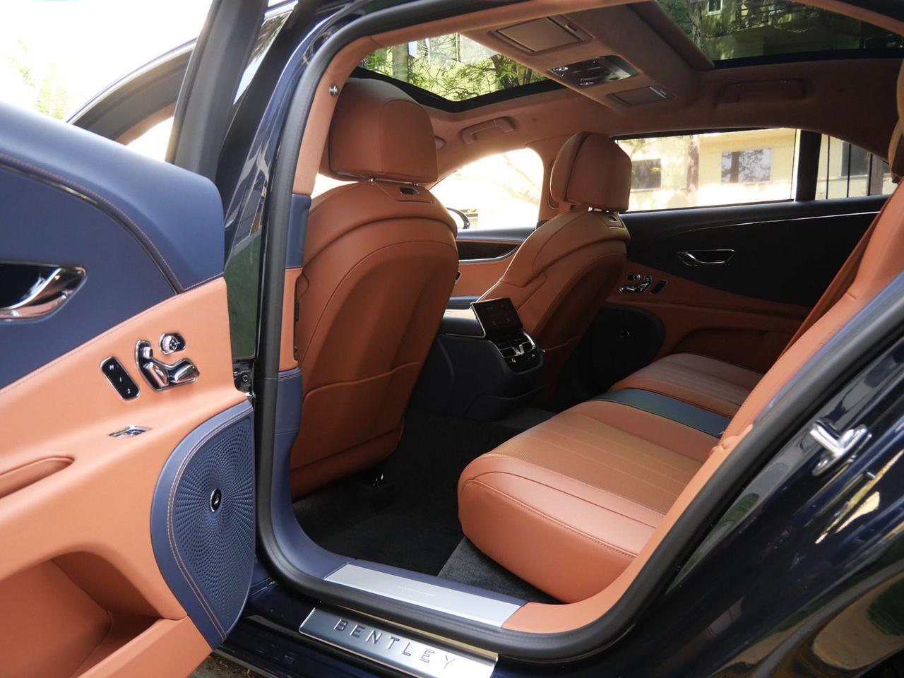 2026 Bentley Flying Spur V8 Lawrence KS