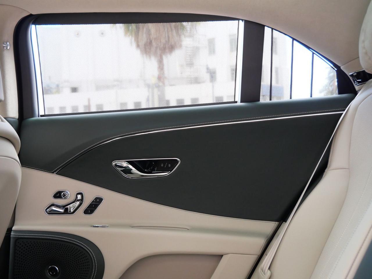 2026 Bentley Flying Spur V8 Lawrence KS
