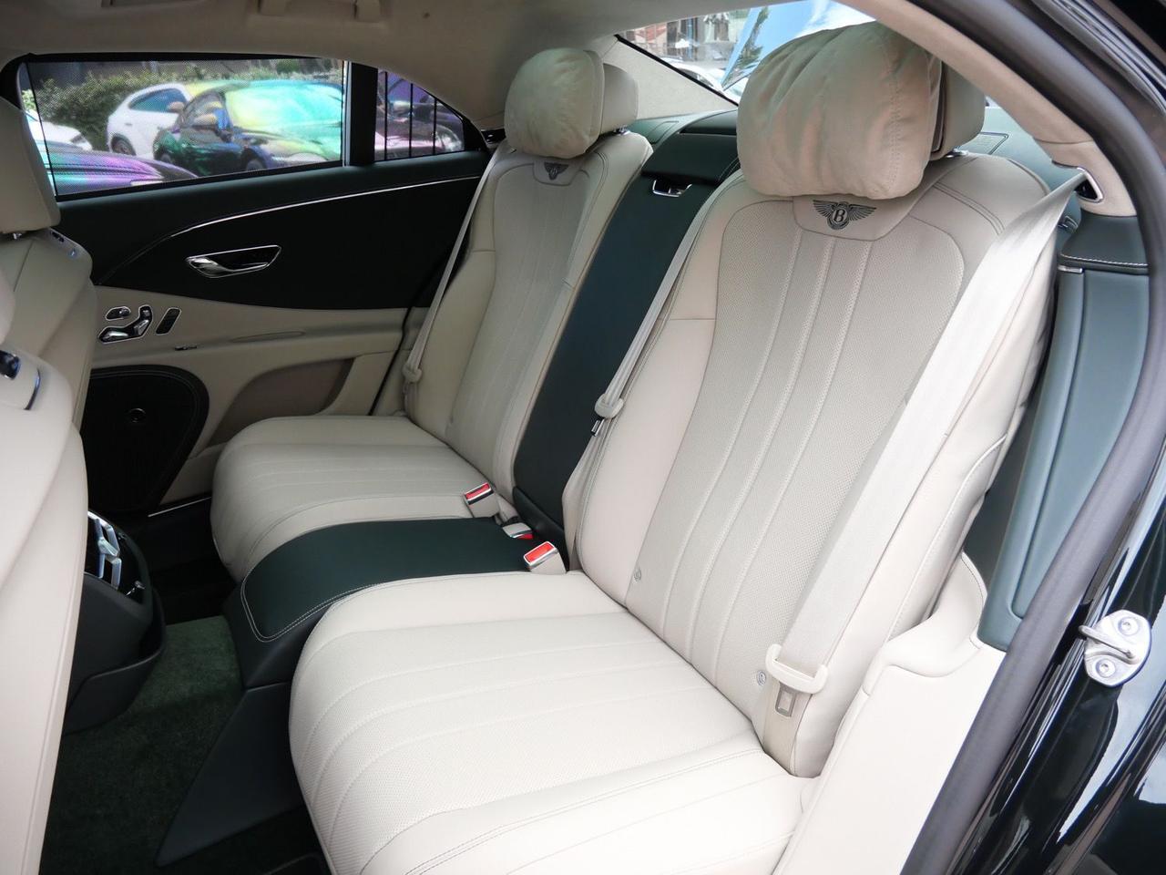 2026 Bentley Flying Spur V8 Lawrence KS