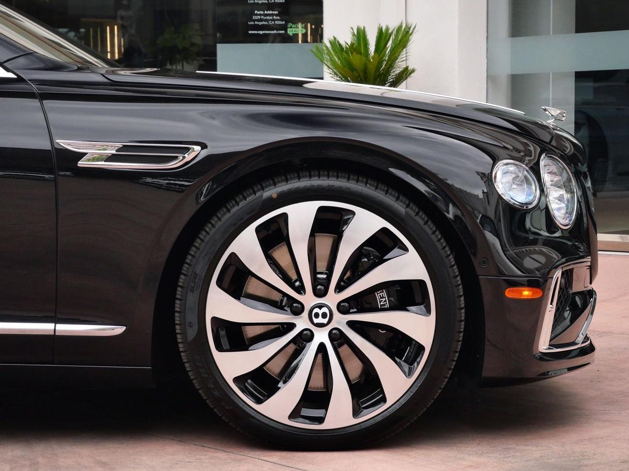 2026 Bentley Flying Spur V8 Lawrence KS