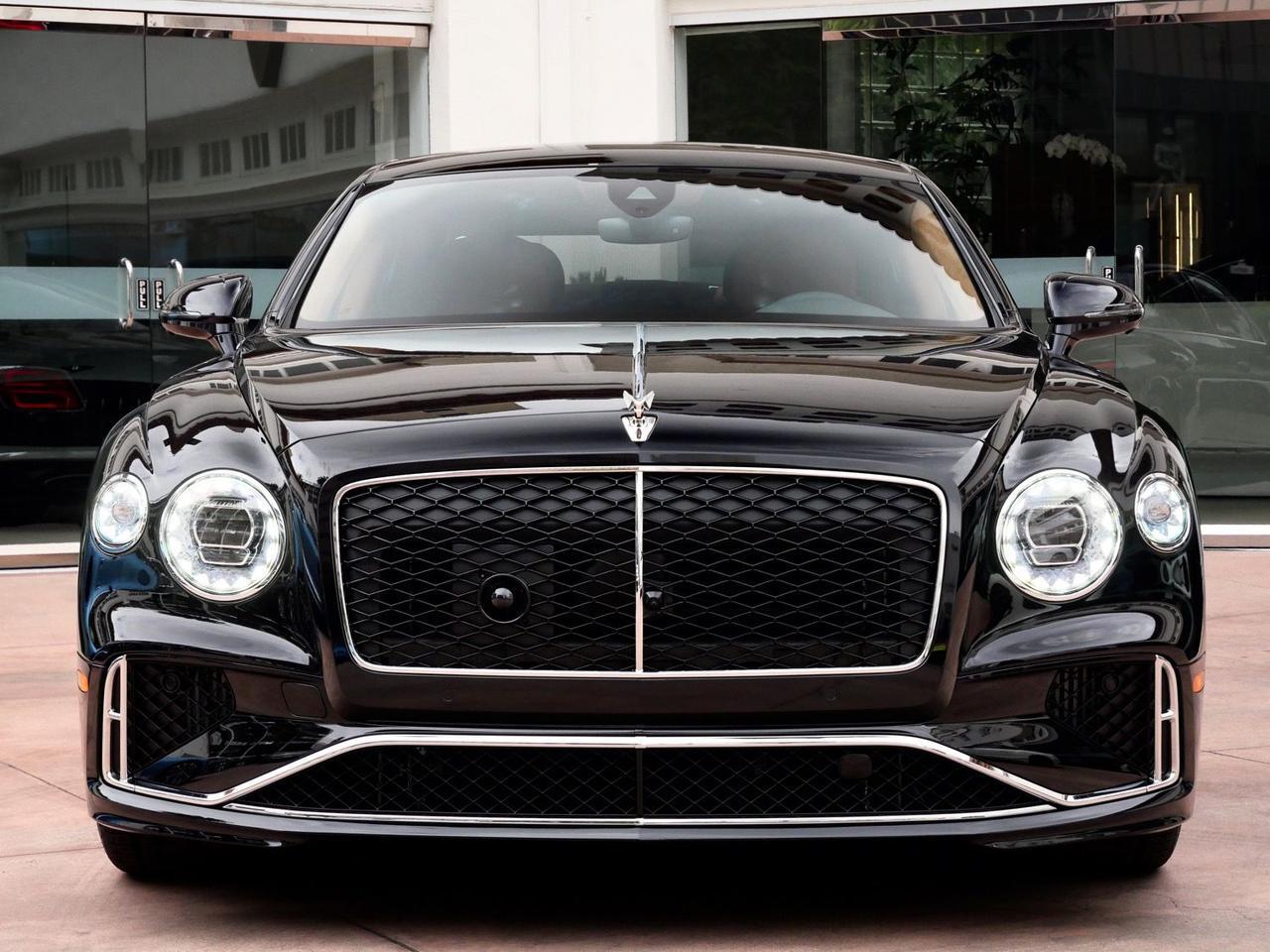 2026 Bentley Flying Spur V8 Lawrence KS