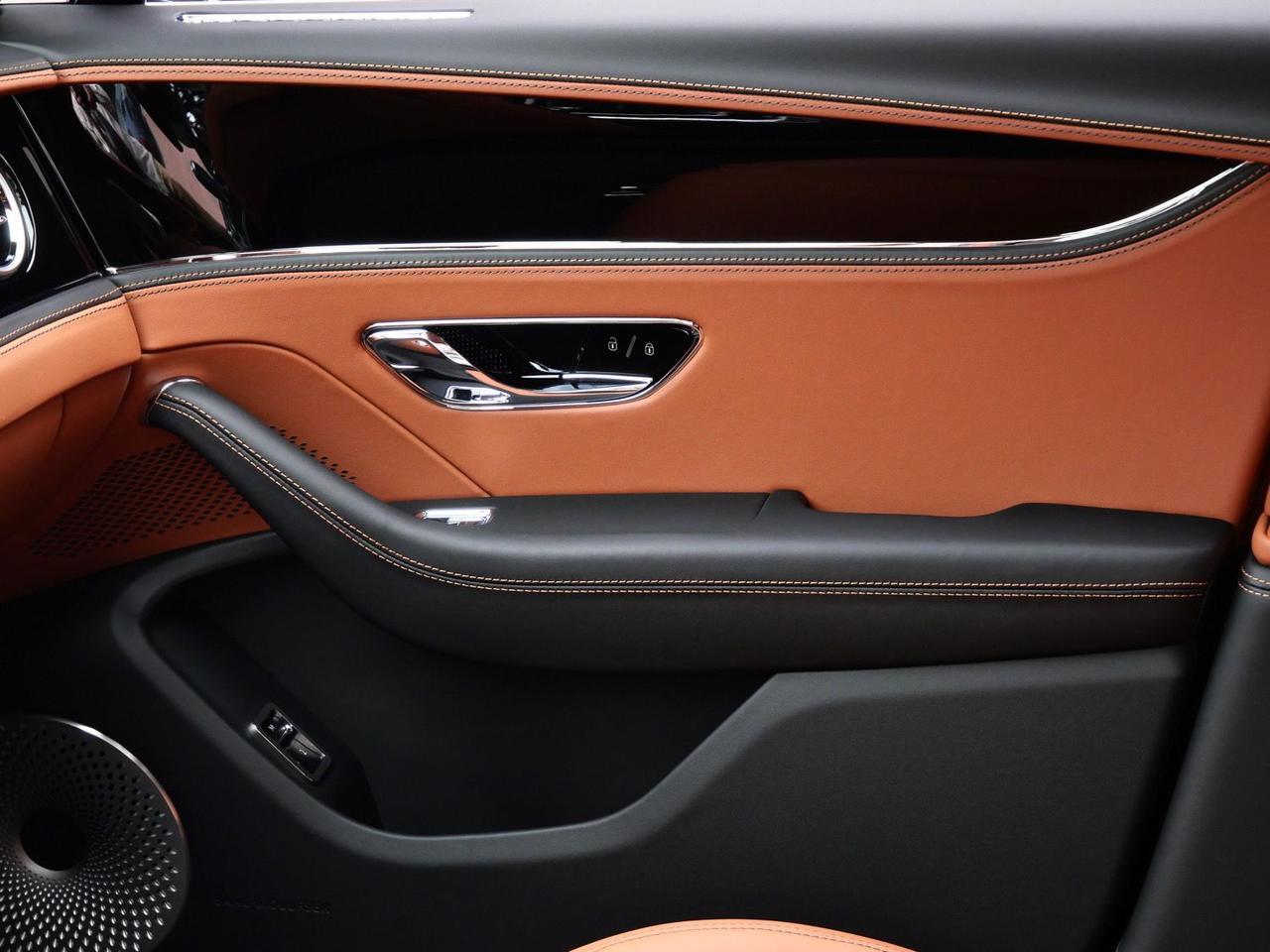 2026 Bentley Flying Spur V8 Lawrence KS