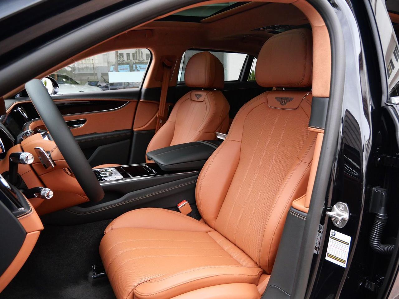 2026 Bentley Flying Spur V8 Lawrence KS