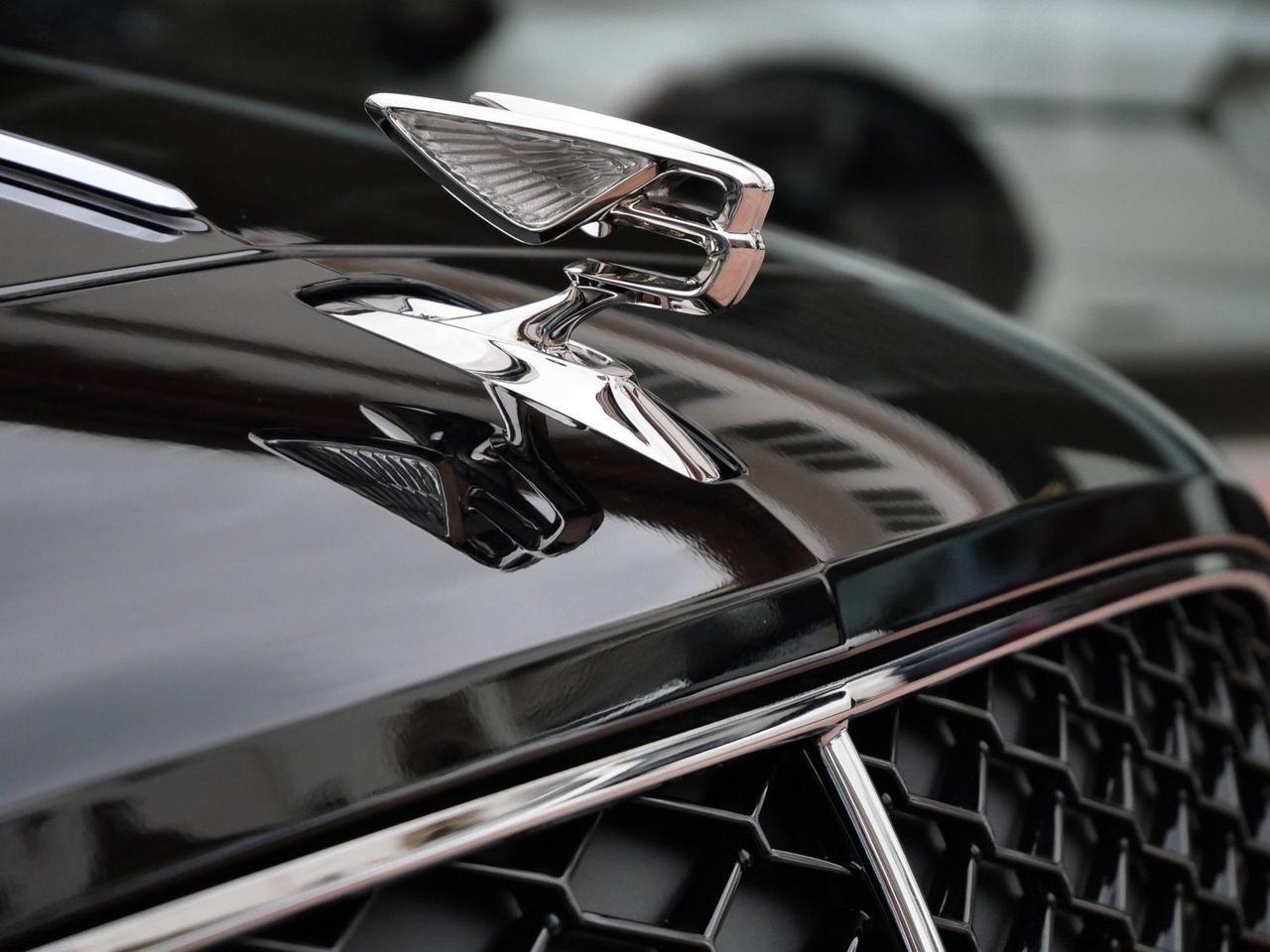 2026 Bentley Flying Spur V8 Lawrence KS
