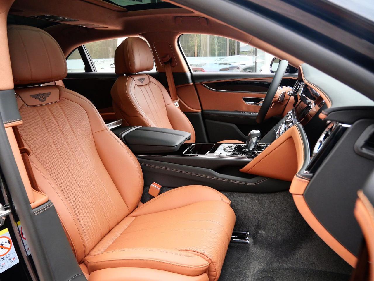 2026 Bentley Flying Spur V8 Lawrence KS
