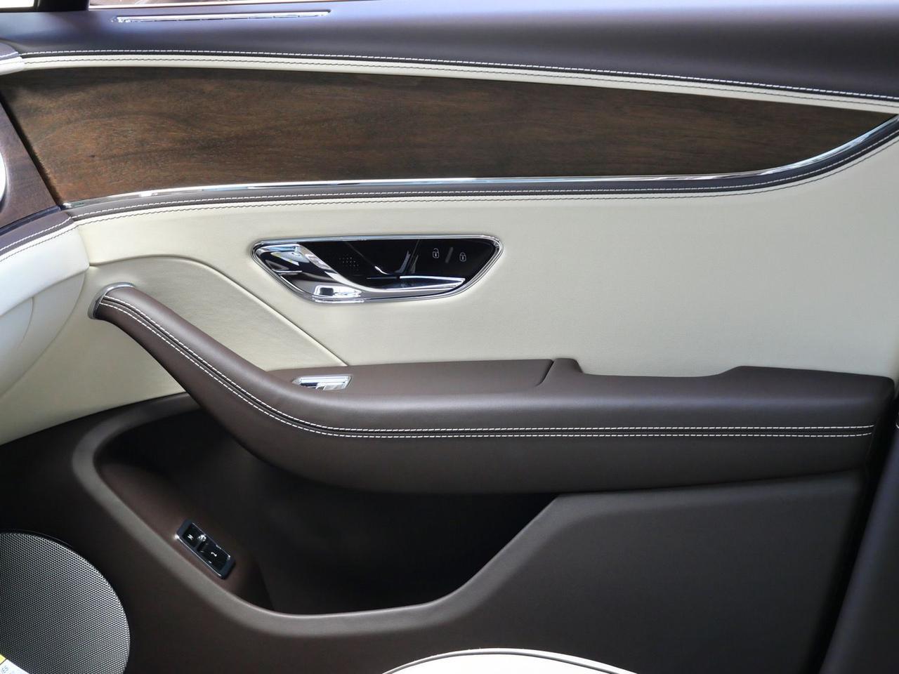 2026 Bentley Flying Spur V8 Lawrence KS