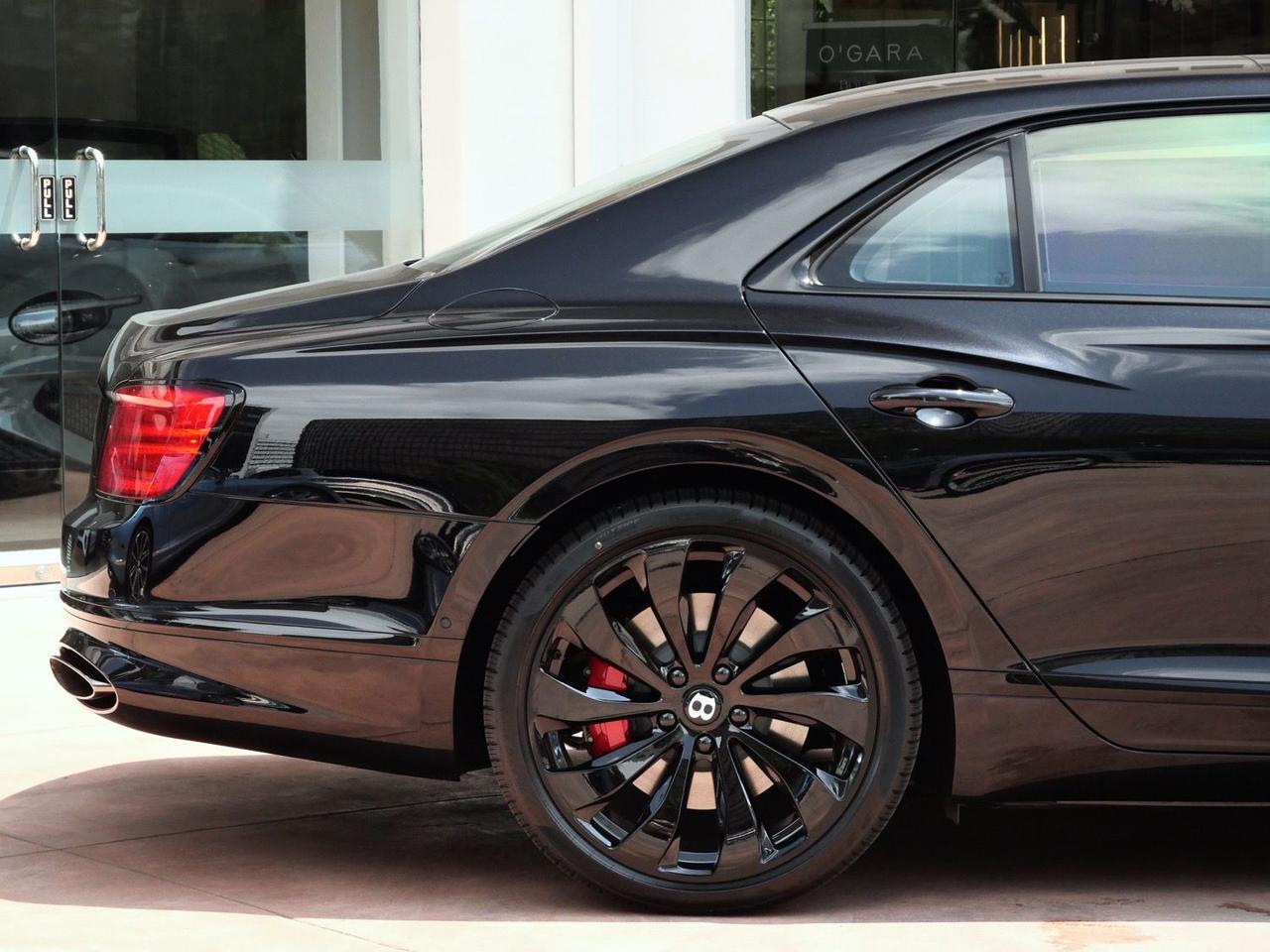 2026 Bentley Flying Spur V8 Lawrence KS