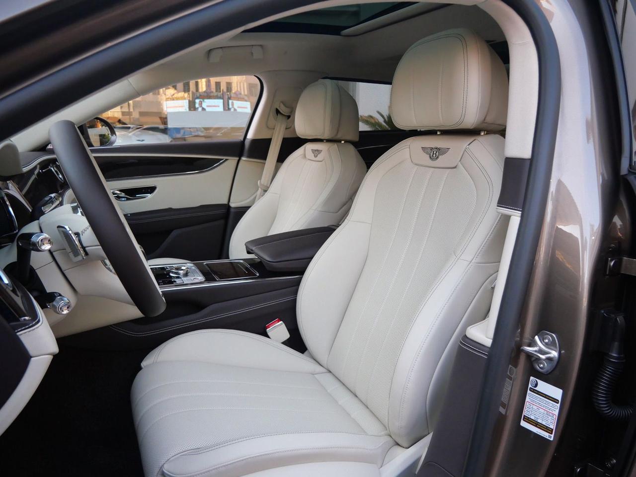 2026 Bentley Flying Spur V8 Lawrence KS