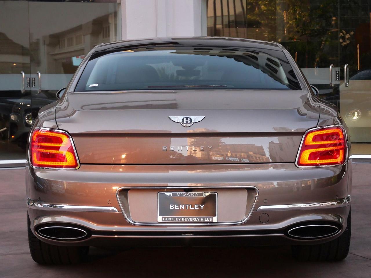 2026 Bentley Flying Spur V8 Lawrence KS