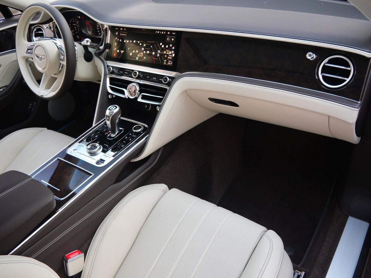 2026 Bentley Flying Spur V8 Lawrence KS