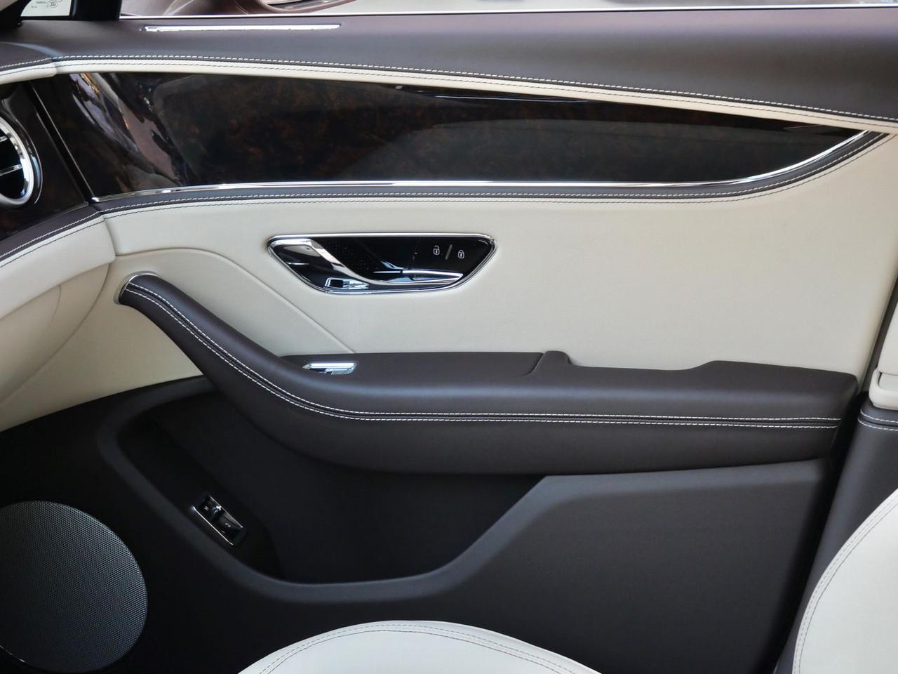 2026 Bentley Flying Spur V8 Lawrence KS