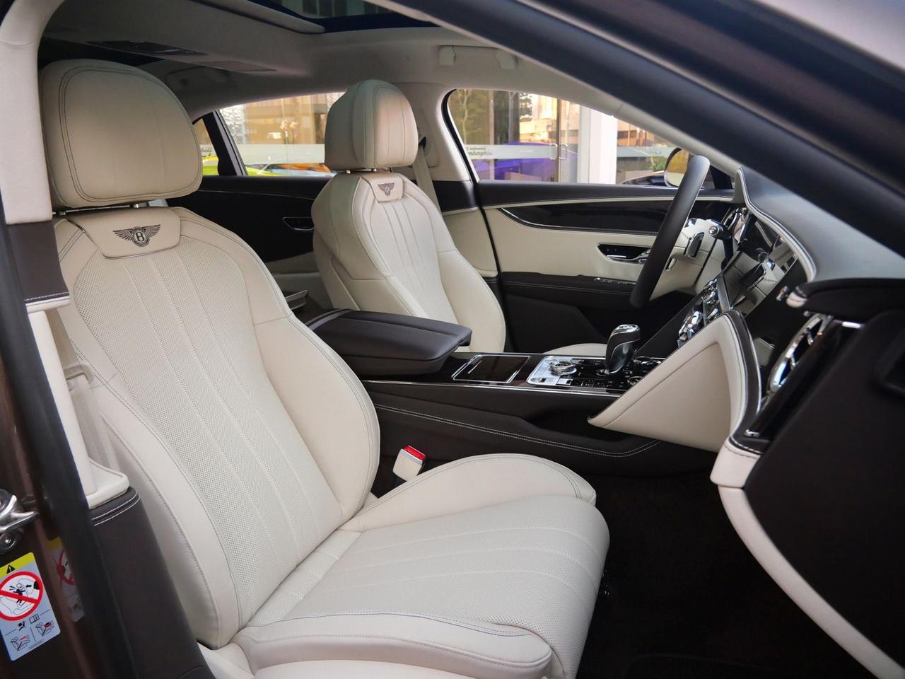 2026 Bentley Flying Spur V8 Lawrence KS