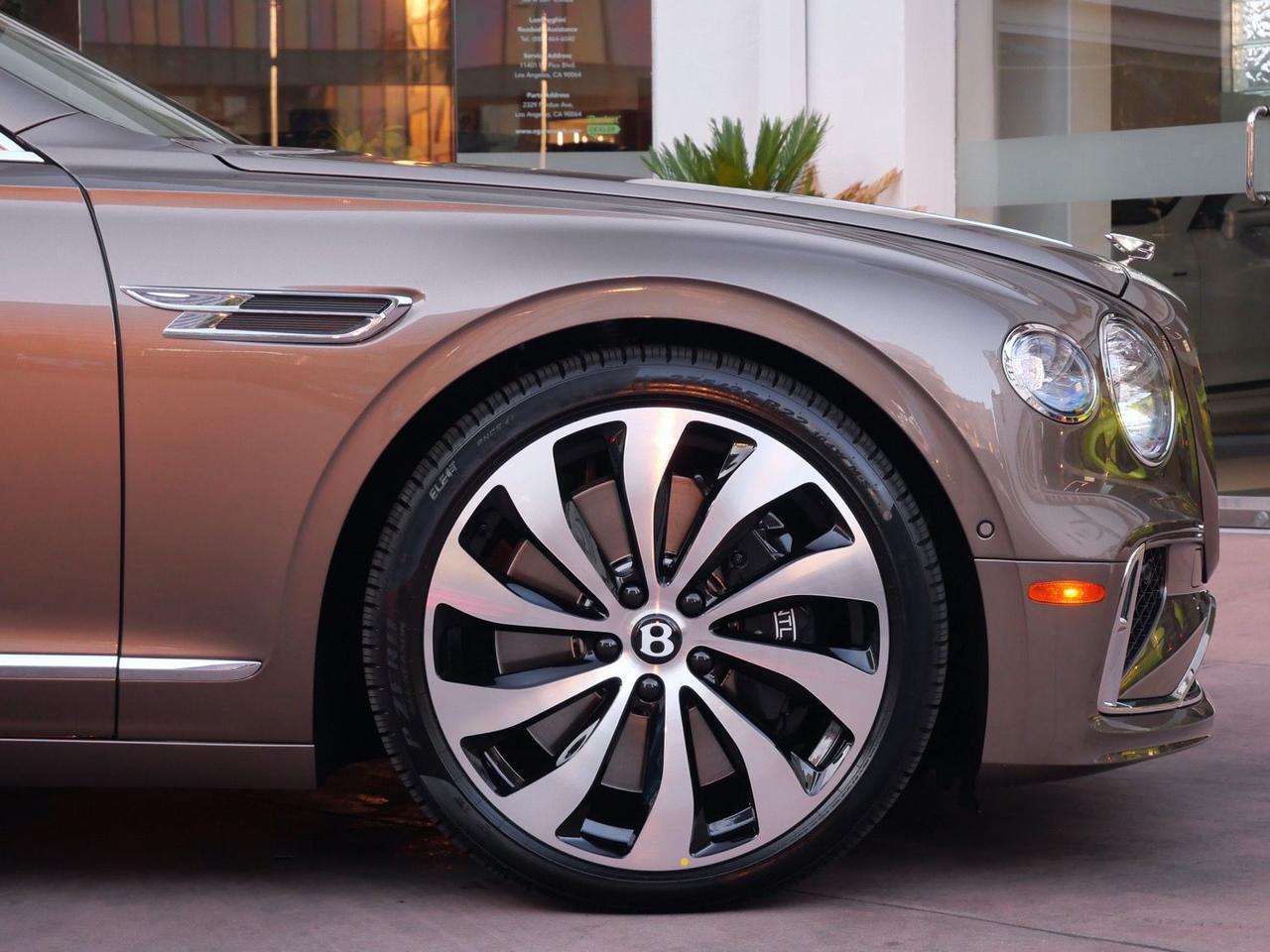 2026 Bentley Flying Spur V8 Lawrence KS